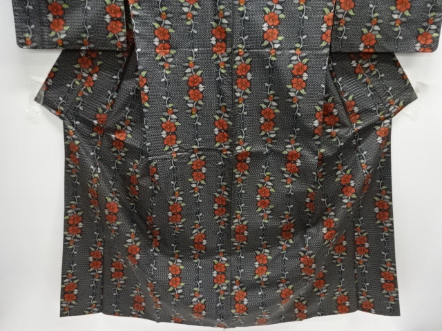  アンティーク　花縞模様織り出し本場村山泥大島紬着物